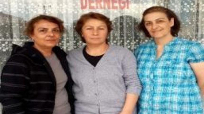 Yardımsever Kadınlardan 7 &Ouml;ğrenciye Burs İmkanı