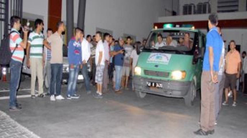 &Ccedil;atıdan D&uuml;şen Gen&ccedil; Hayatını Kaybetti