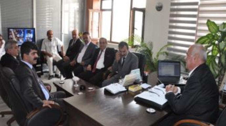 Ahilerden Batman Belediyesi&rsquo;ne Ziyaret