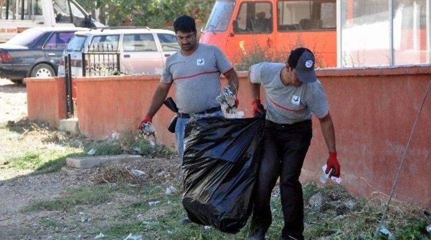 Aliağa, Dip Tırnak Temizlendi!