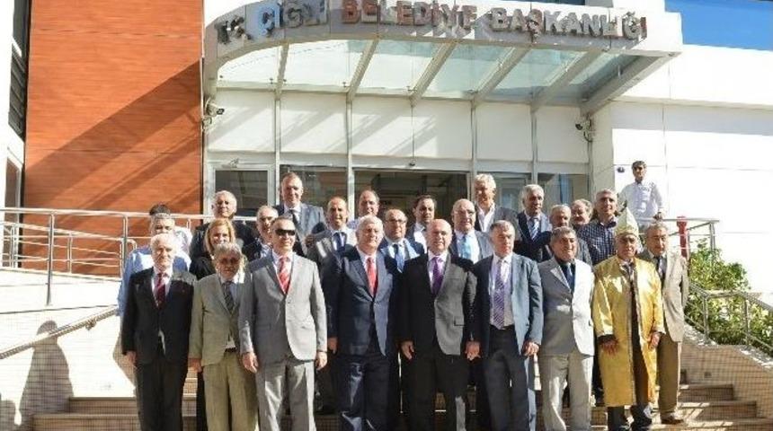 &Ccedil;iğli'de Başkan Solak'a Esnaf Ziyareti