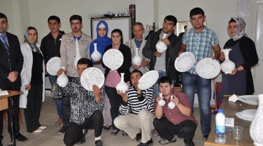 Yozgat&rsquo;ta Engelliler &Ccedil;inicilik &Ouml;ğreniyor