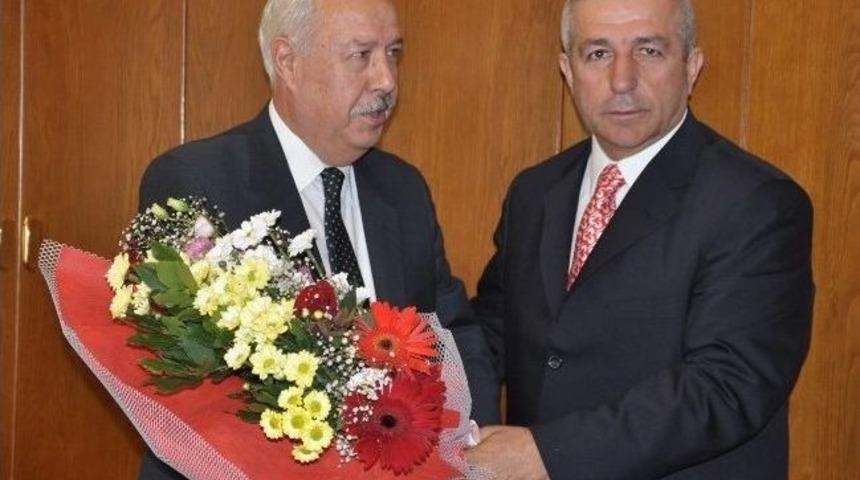 Esnaf Ve Sanatkarlar Odası Başkanı Coşkun&rsquo;dan, Zonguldak Belediye Başkanı Akdemir&rsquo;e Ziyaret