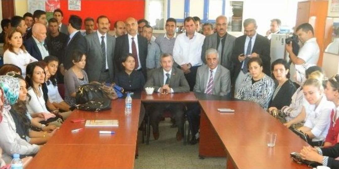 Şahinbey Belediyesi 20 Bin &Ouml;ğrenciye &Ccedil;anta Ve Kırtasiye Yardımı