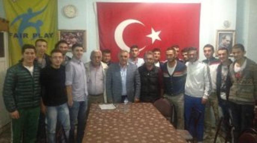 Hendek Belediyesi&rsquo;nden Amat&ouml;r Spora Destek