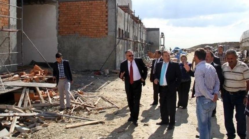 Esenyurt &lsquo;tan Eğitime Uzanan El