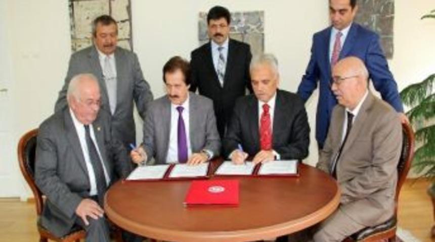 C&uuml;&rsquo;ye Yeni Yapılacak Caminin Protokol&uuml; İmzalandı