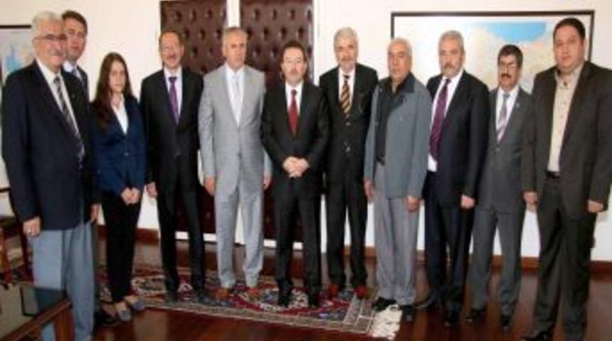 Ahilik Kutlama Komitesi, Valiyi Ziyaret Etti