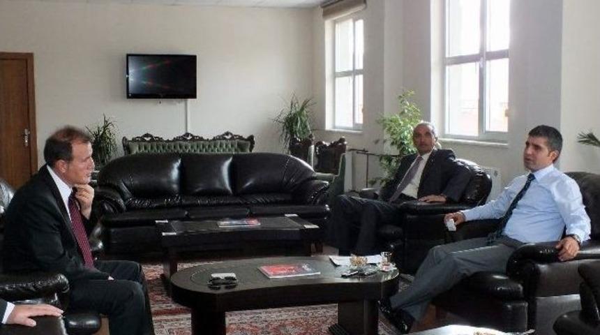 Gen&ccedil;lik Spor İl M&uuml;d&uuml;r&uuml; Kılı&ccedil;, Koyulhisar&rsquo;da İncelemelerde Bulundu