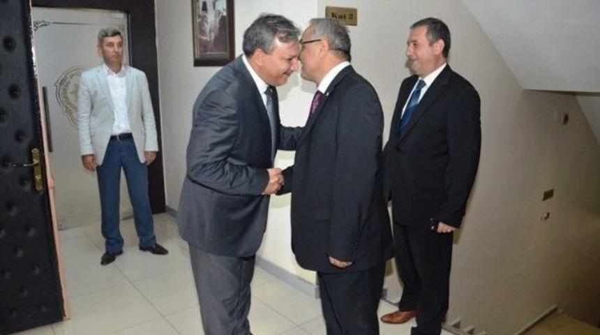 Vali Yardımcılarından Emniyete İade-i Ziyaret