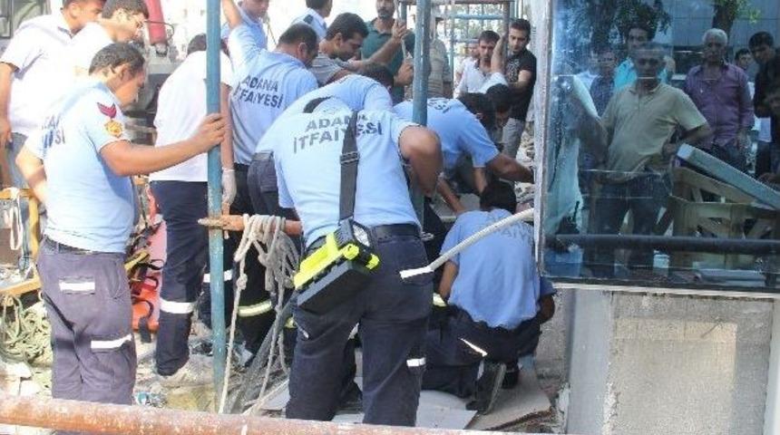 Havalandırma Boşluğuna D&uuml;şen İş&ccedil;inin Bacağı Kırıldı