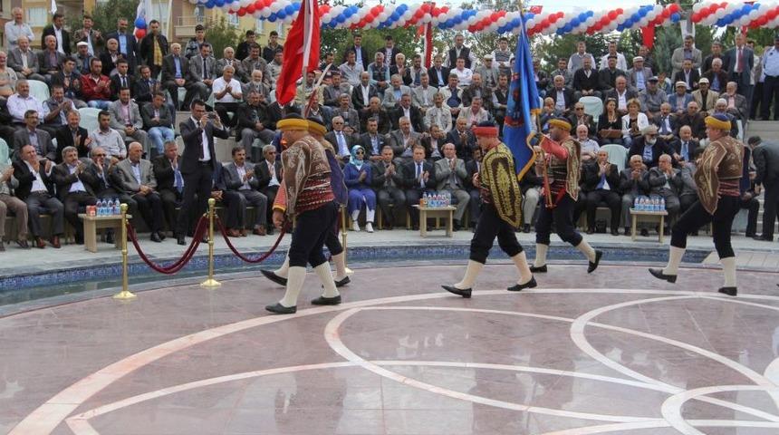 Seğmenler Parkı Hizmete Girdi