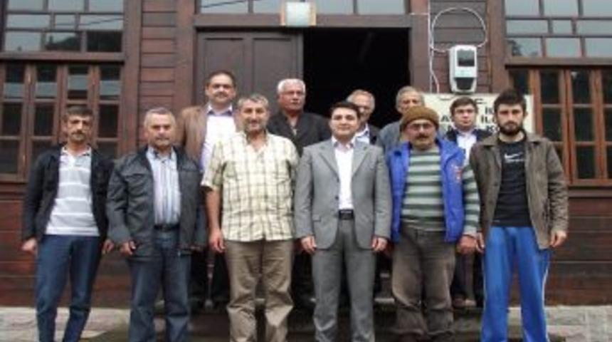 &Ccedil;ayeli Kaymakamı K&ouml;ylerdeki Sorunları Yerinde Tespit Ediyor