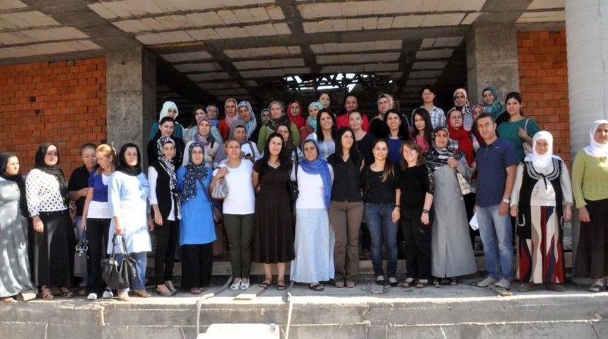 Batman'da Kadınlar Ilk Spor Komplekslerini Gezdi