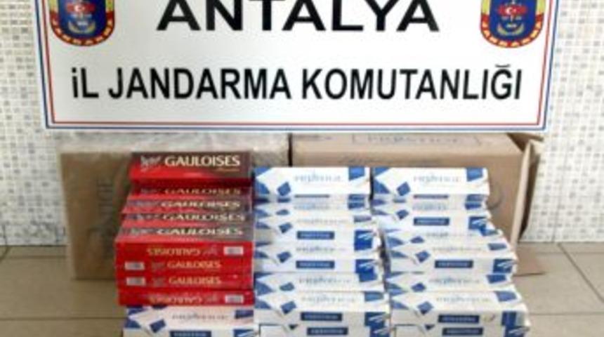 Manavgat'ta Bin 200 Paket Ka&ccedil;ak Sigara Ele Ge&ccedil;irildi