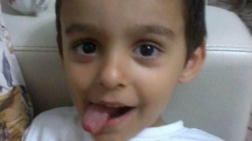 Yanarak &Ouml;len Minik İbrahim Toprağa Verildi