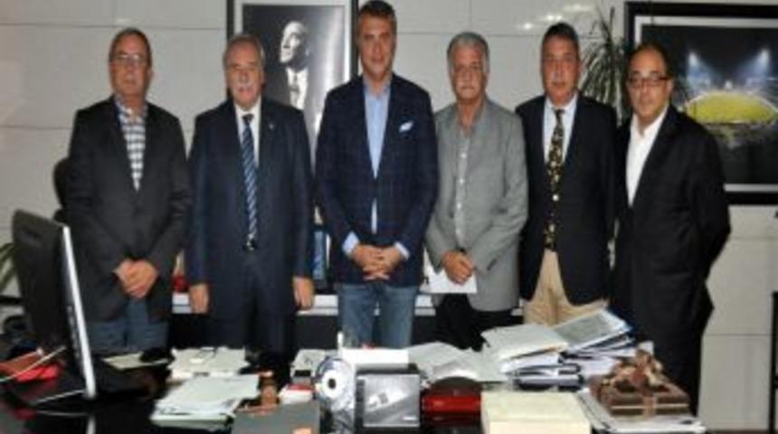 Beşiktaş'ta Kurullardan Y&ouml;netime Tam Destek