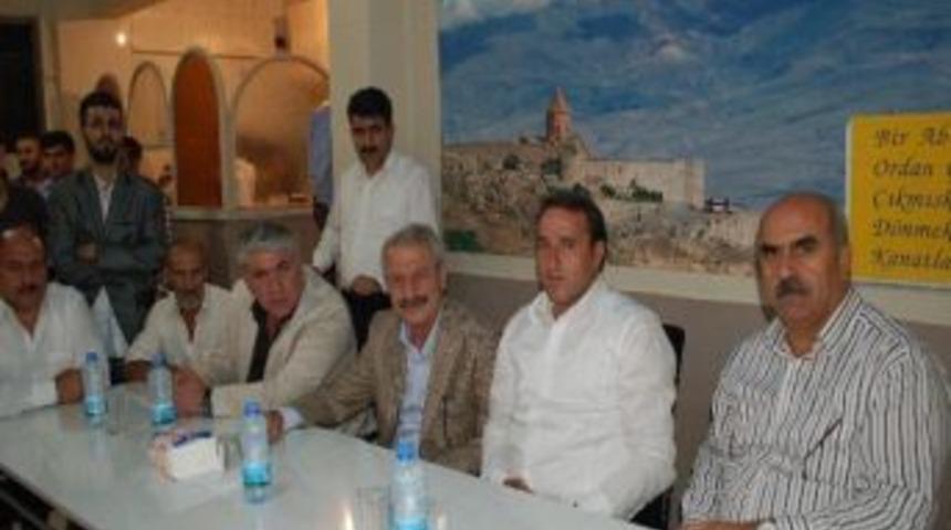 Karabağlar Belediye Başkanı K&uuml;r&uuml;m Ağrılılar'ı Ziyaret Etti