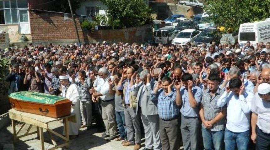 Ödemiş’in Şirinköy Muhtarı İbrahim Özdemir Yaşam Savaşını Kaybetti