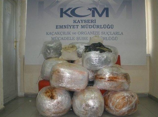 Kayseri’de 139 Kilo Esrar Ve 33 Kilo Eroin Ele Geçirildi