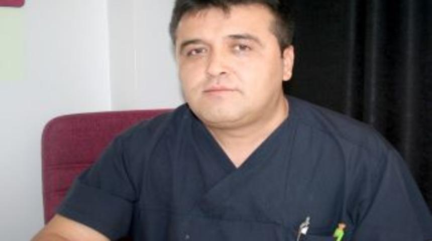 'Günde 80 Telden Fazla Dökülen Kişi, Saçlarını Kaybetme Riski Taşıyor'