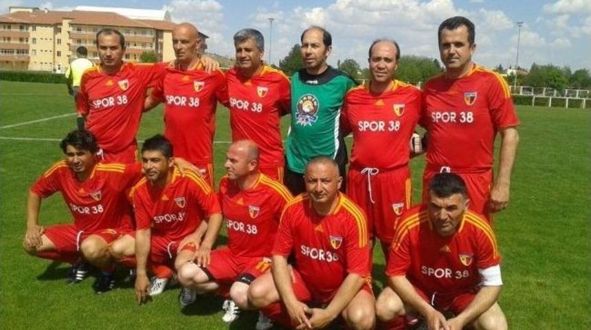 Masterler Anadolu Harikalar Diyarı Futbol Turnuvası Pazar G&uuml;n&uuml; Yapılacak