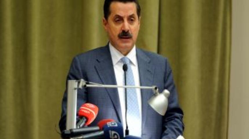 &Ccedil;elik: 'D&uuml;nyada Insanlık Var Mı Yok Mu?' Sorusunun Cevabını Bulmamız Gerekiyor