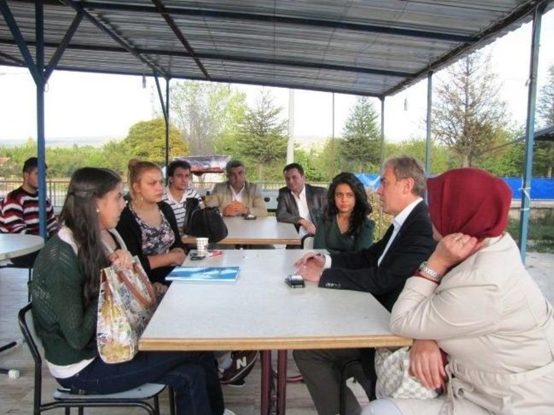 Milletvekili Kavuncu, Hisarcık Meslek Y&uuml;ksek Okulu'nu Ziyaret Etti