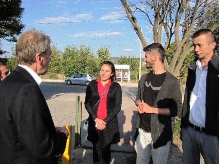 Milletvekili Kavuncu, Hisarcık Meslek Yüksek Okulu'nu Ziyaret Etti G2