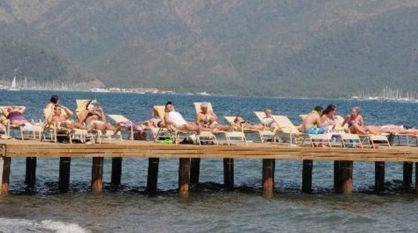 Muğla'da Turist Sayısı 2 Milyon 329 Bine Ulaştı