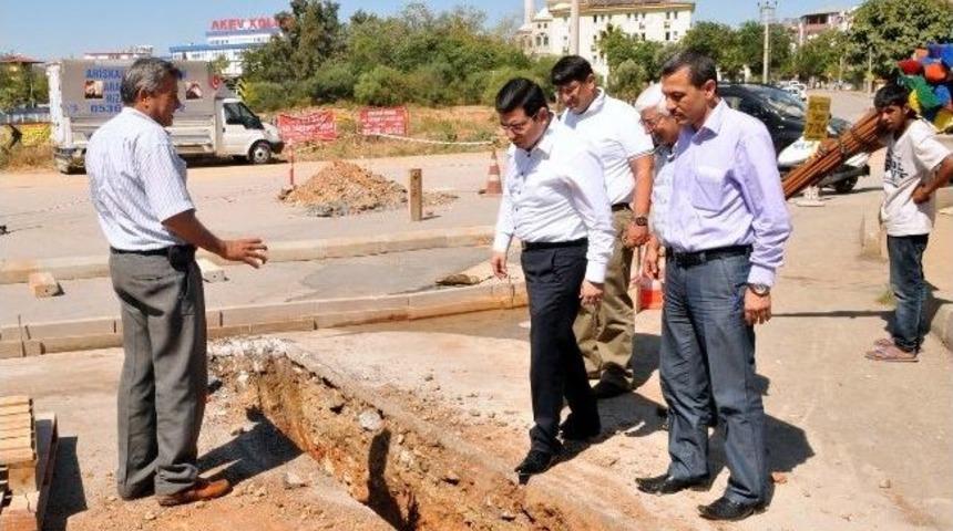 Başkan T&uuml;t&uuml;nc&uuml; K&uuml;lt&uuml;r Mahallesi&rsquo;nde İncelemelerde Bulundu