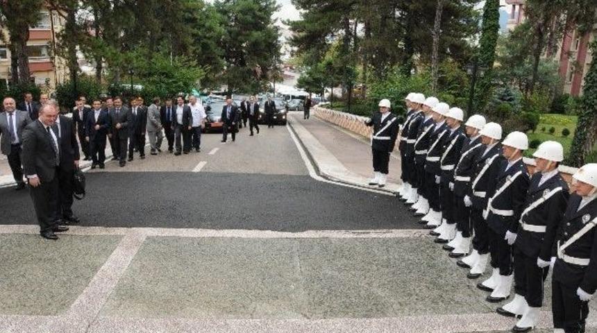 Archil Khabadze&rsquo;den Vali &Ccedil;ift&ccedil;i&rsquo;ye Ziyaret