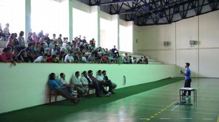 &Uuml;z&uuml;ml&uuml;&rsquo;de Spor Temel Eğitimi