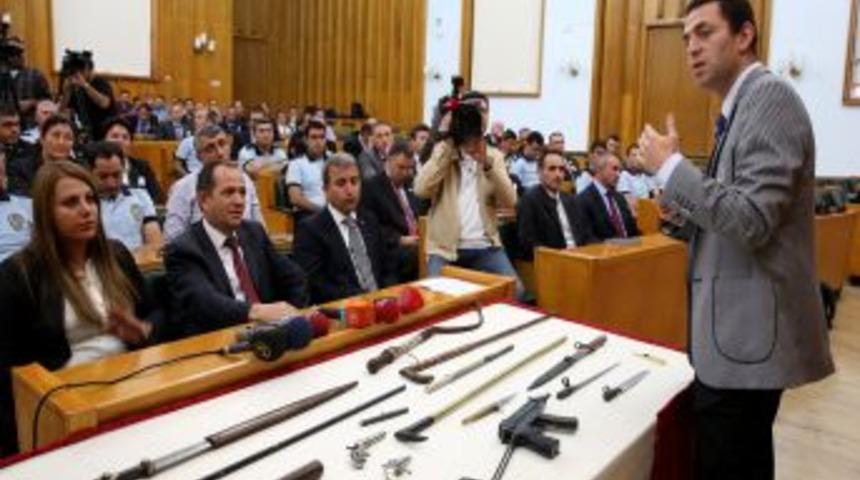 TBMM&rsquo;de Polislere Suikast Eğitimi