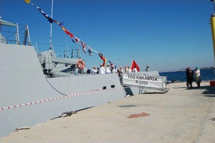 Savaş Gemisine Ziyaretçi Akını G4