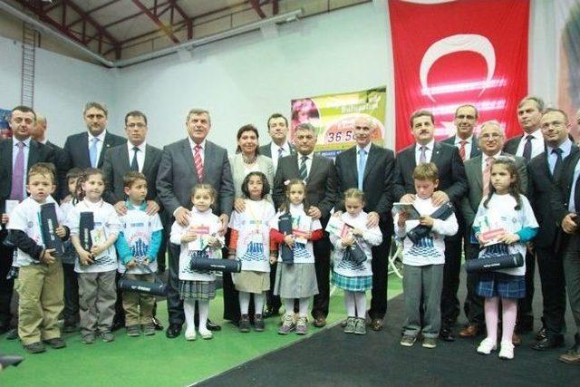 Dünyaca Ünlü Satranççı Garri Kasparov, Kocaeli'ye Geliyor