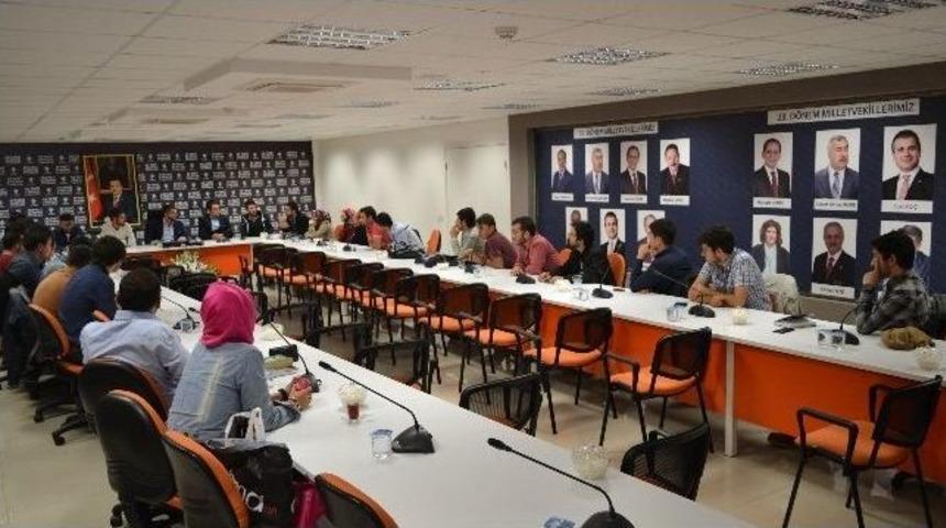 Ak Parti &Uuml;niversite Teşkilatı İlk Toplantısını Yaptı