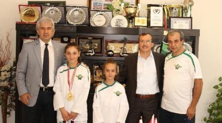 Akhisarlı Taekwondocu Ege&rsquo;nin Gururu Oldu