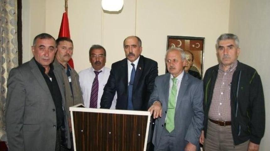 Mhp&rsquo;li Eski İl&ccedil;e Başkanları Ve Yeni Y&ouml;netim İstişare Toplantısı Yaptı