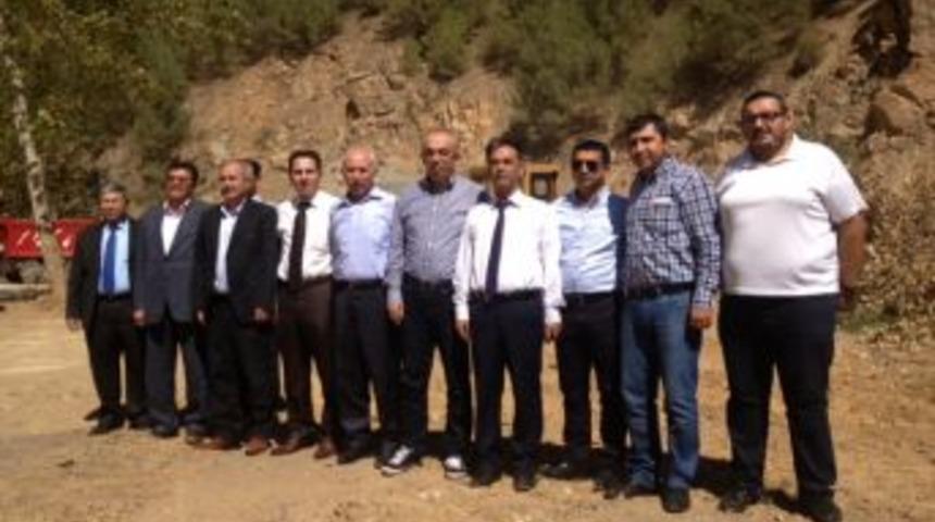 K&uuml;&ccedil;&uuml;kaydın, Kozan-Mansurlu-Yahyalı Yolunda Incelemelerde Bulundu