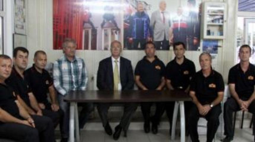 Başkan Akova, İtfaiyecileri Ziyaret Etti
