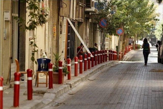 Konak'ta Park İhlallerine Bariyerli Çözüm