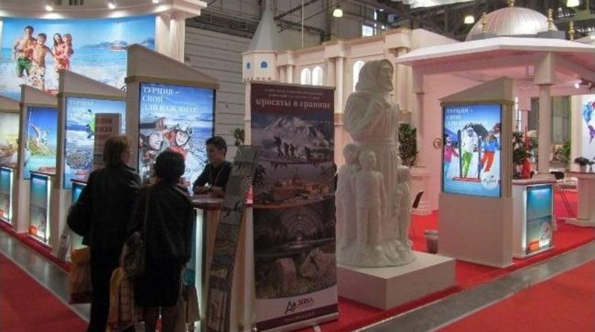 Moskova&rsquo;da Serka Standına B&uuml;y&uuml;k İlgi