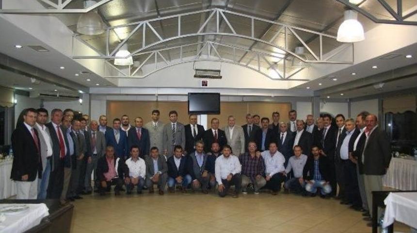 &Ccedil;arşamba Emniyet M&uuml;d&uuml;r&uuml; &Ouml;zaslan'a Veda Yemeği