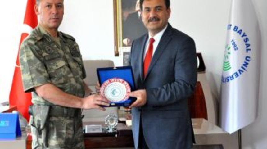 Bolu Garnizon Komutanı G&uuml;neşer, Rekt&ouml;r Coşkun'u Ziyaret Etti