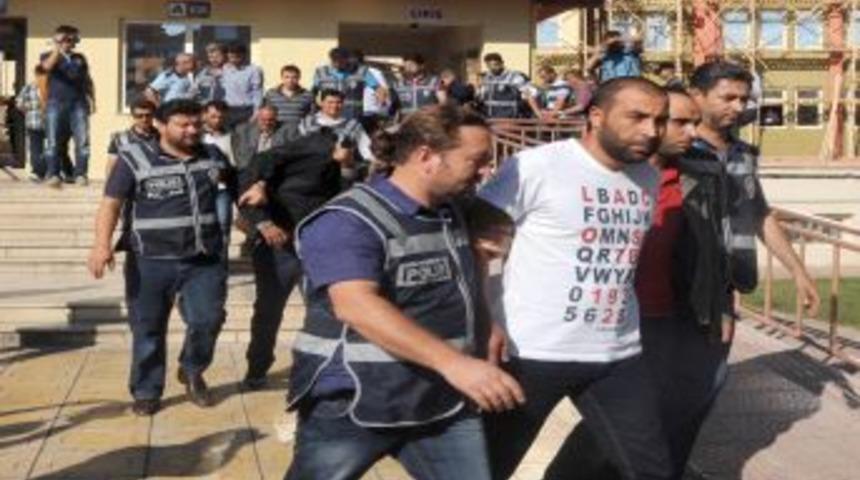 Suriye&rsquo;den Getirdikleri Esrarı Bulaşık Makinesi Ve Sobada Saklamışlar