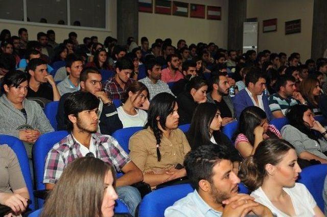 Büyükşehir Belediye Başkanı Özhaseki, Turizm Fakültesi Öğrencilerine Açılış Dersi Verdi