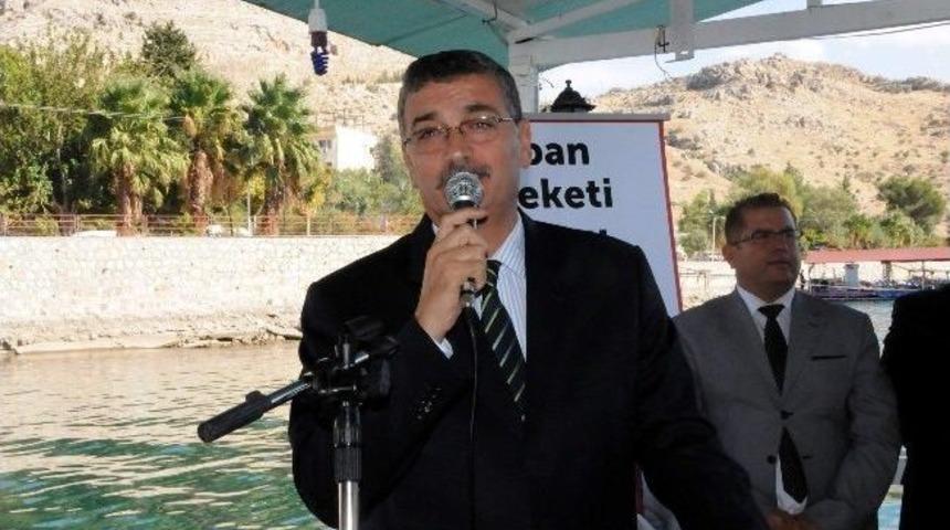 Vali G&uuml;ven&ccedil;, Vekaletle Kurban Kesimi B&ouml;lge Toplantısına Katıldı