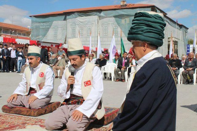 Sivas’ta Ahilik Kutlamaları Bakan Yılmaz'ın Cenazesi Nedeniyle Sönük Geçti