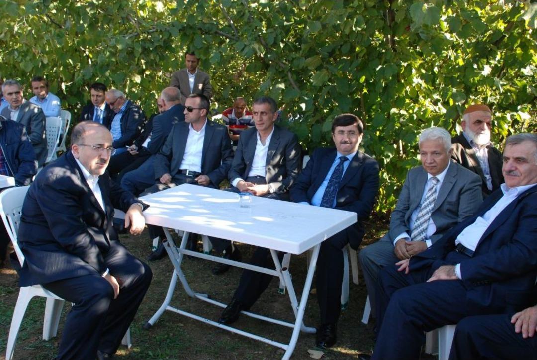 Demirel'e Suikast Girişiminde Bulunan Eczacı Toprağa Verildi